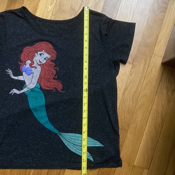 Disney Ariel Graphic Tee Shirt Front Pocket - Picture 5 of 6